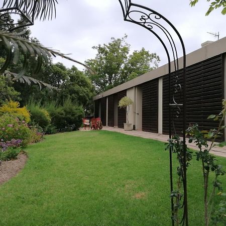 Aanhuizen Guest House スウェレンダム エクステリア 写真