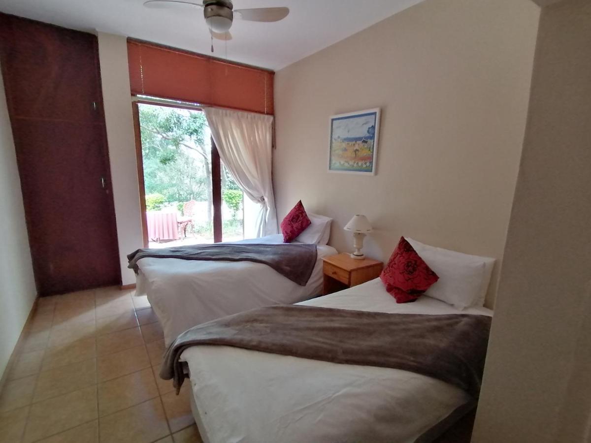 Aanhuizen Guest House スウェレンダム エクステリア 写真